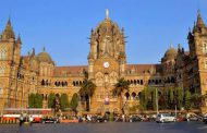 Mumbai में बिजली ठप थम गई मुंबई ट्रेनें और ट्रैफिक सिगनल भी बंद